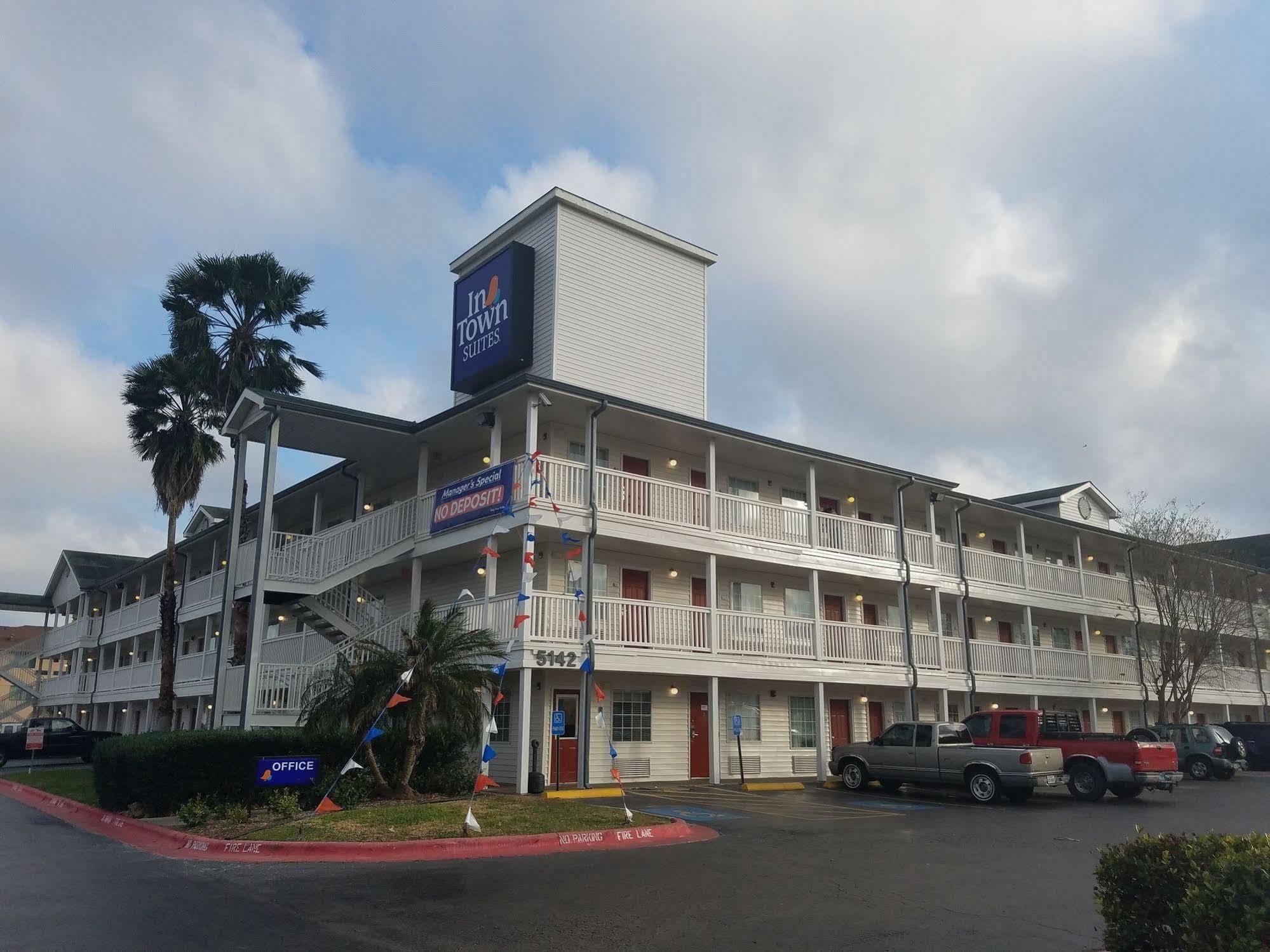 Intown Suites Extended Stay Select Corpus Christi Tx Екстер'єр фото