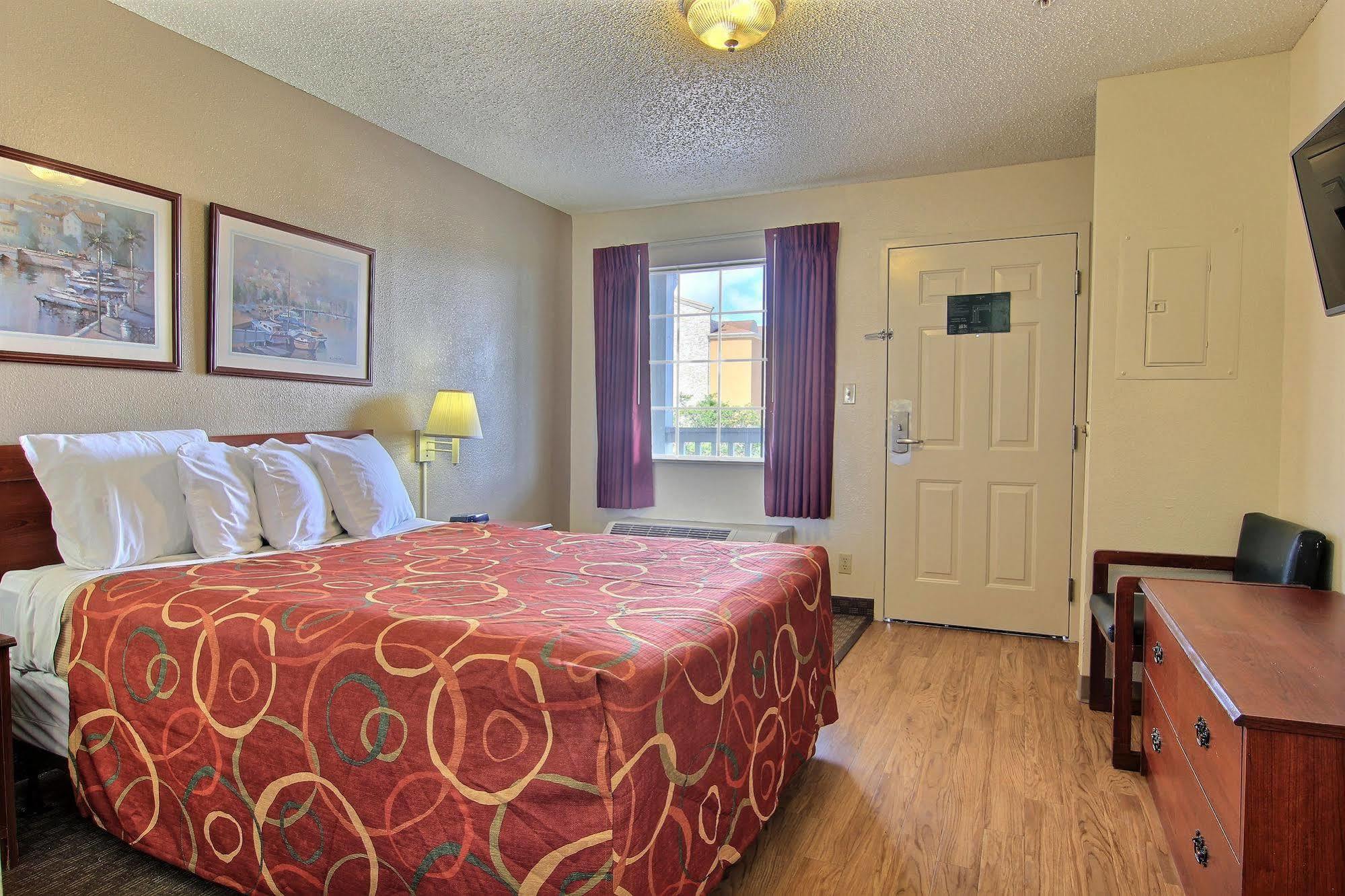 Intown Suites Extended Stay Select Corpus Christi Tx Екстер'єр фото